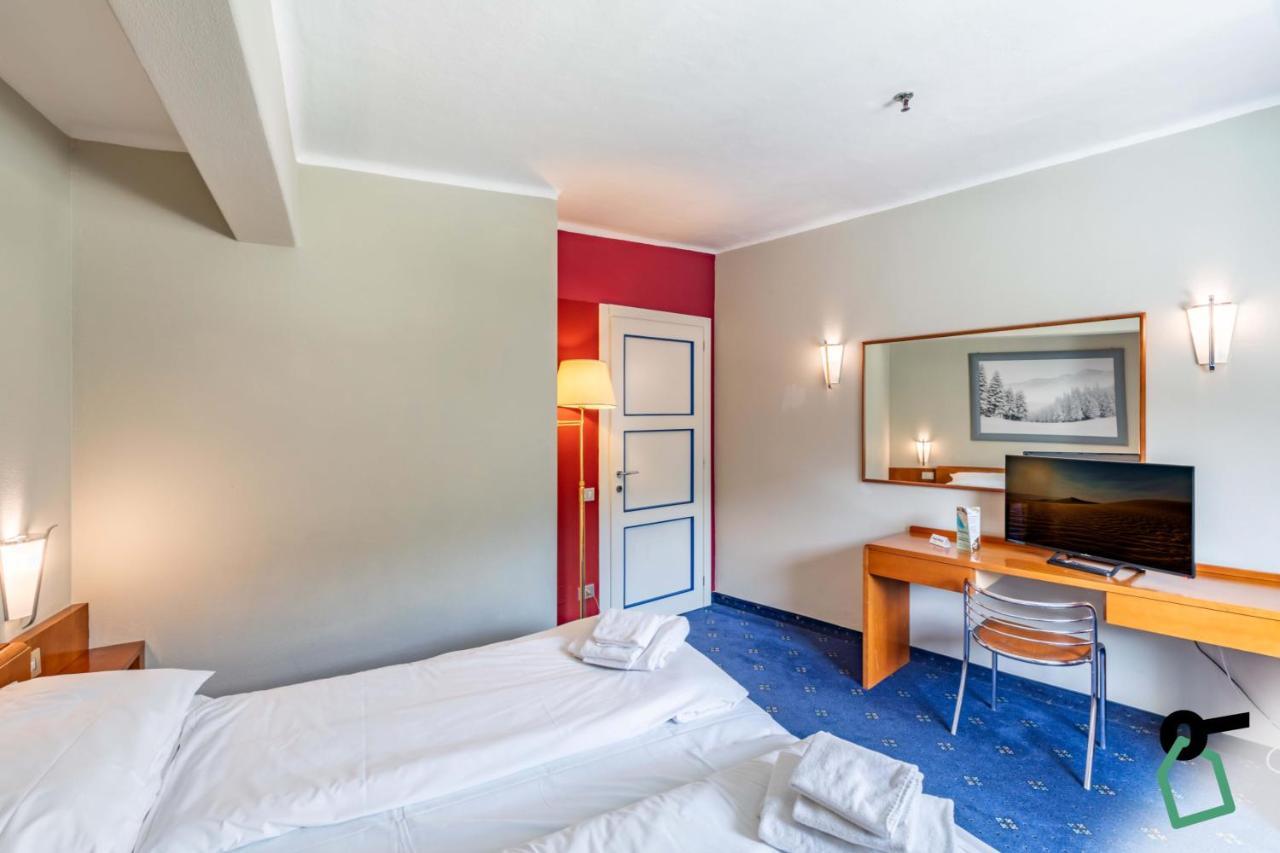 Hotiday Room Collection - Sauze Torre Oulx Kültér fotó